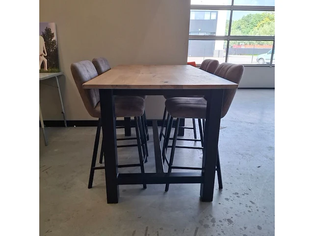 Bartafel met 4 krukken - afbeelding 2 van  7