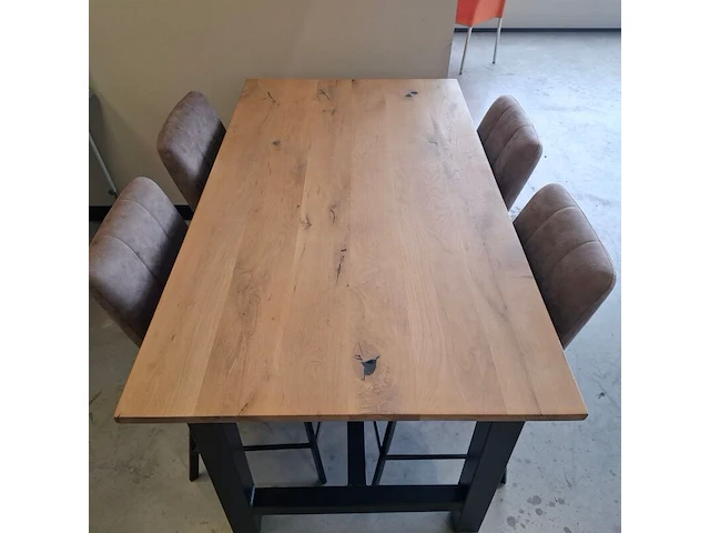 Bartafel met 4 krukken - afbeelding 3 van  7