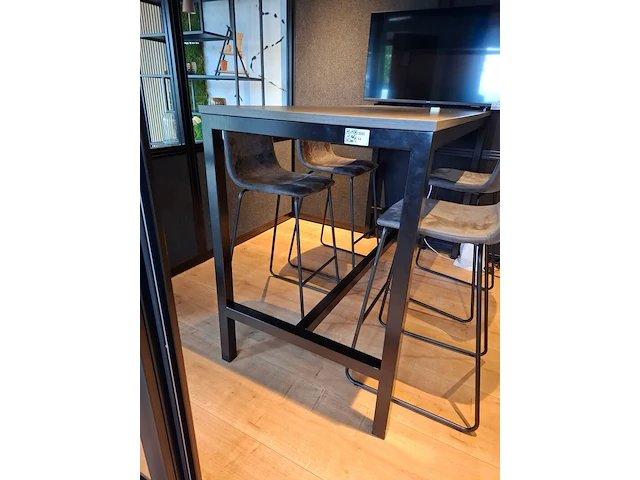 Bartafel met 4 krukken - afbeelding 2 van  5