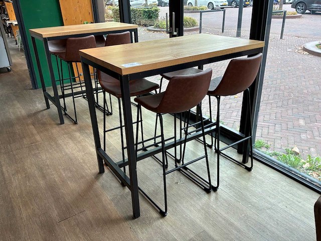 Bartafel met 4 stoelen (2x) - afbeelding 1 van  5