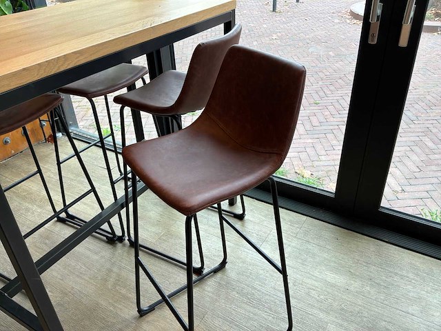 Bartafel met 4 stoelen (2x) - afbeelding 5 van  5