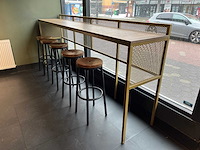 Bartafel met 5x barkruk - afbeelding 1 van  4