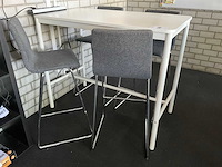 Bartafel met barstoelen - afbeelding 5 van  6