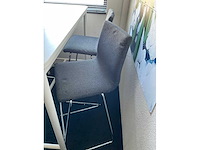 Bartafel met barstoelen - afbeelding 6 van  8