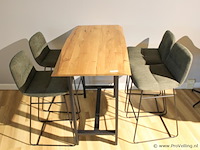 Bartafel met vier barkrukken - afbeelding 1 van  6