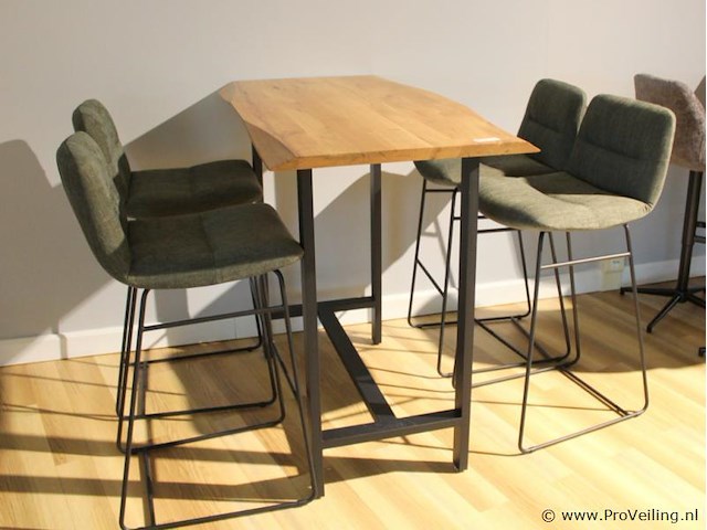 Bartafel met vier barkrukken - afbeelding 2 van  6