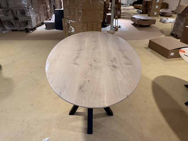 Bartafel, naturel eikenhout, zwart metalen poot - afbeelding 4 van  5