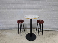 Bartafel set bestaande uit 1 tafel en 2 krukken - afbeelding 1 van  5