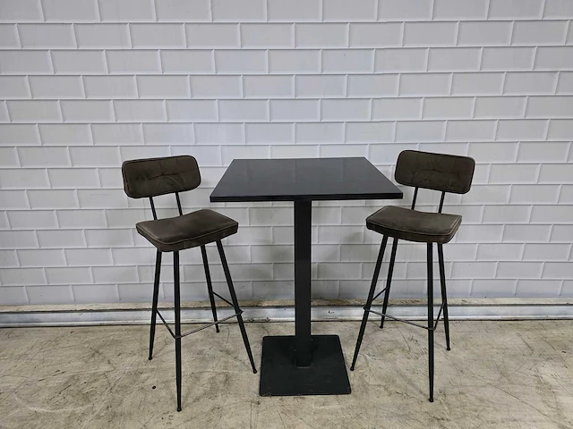 Bartafel set bestaande uit 1 tafel en 2 krukken - afbeelding 1 van  6
