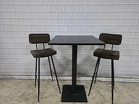 Bartafel set bestaande uit 1 tafel en 2 krukken