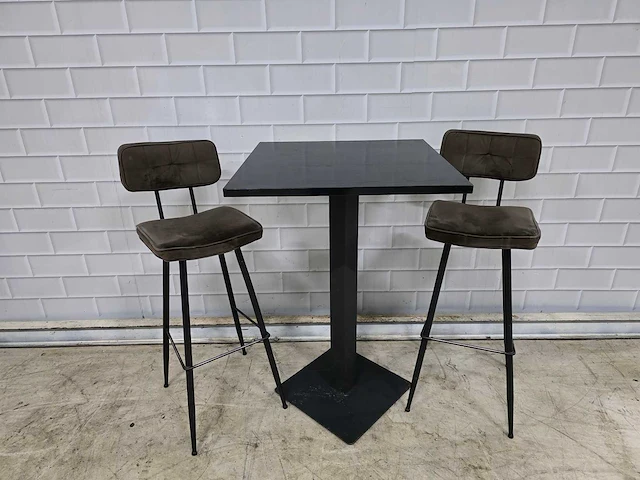 Bartafel set bestaande uit 1 tafel en 2 krukken - afbeelding 1 van  8