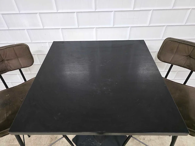 Bartafel set bestaande uit 1 tafel en 2 krukken - afbeelding 5 van  8