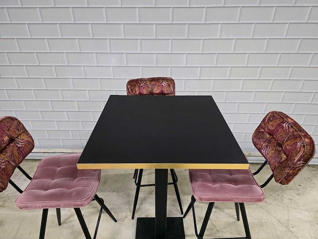 Bartafel set bestaande uit 1 tafel en 4 krukken - afbeelding 2 van  10