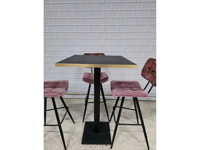 Bartafel set bestaande uit 1 tafel en 4 krukken - afbeelding 10 van  10