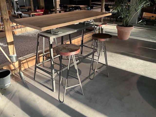 Bartafel - afbeelding 2 van  4