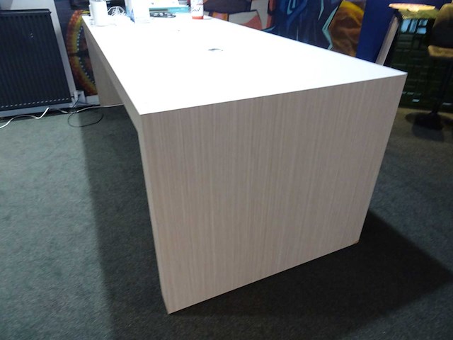 Bartafel - afbeelding 2 van  3