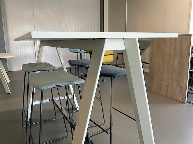 Bartafel - afbeelding 7 van  7