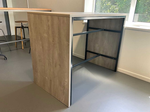 Bartafel - afbeelding 1 van  7