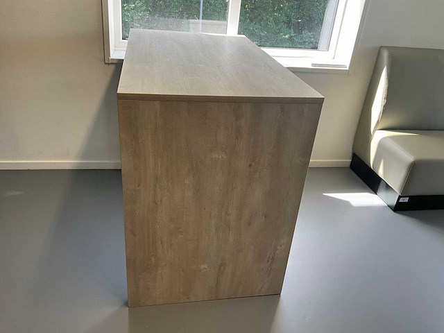 Bartafel - afbeelding 6 van  7