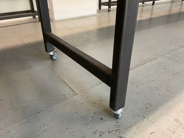 Bartafel - afbeelding 2 van  2