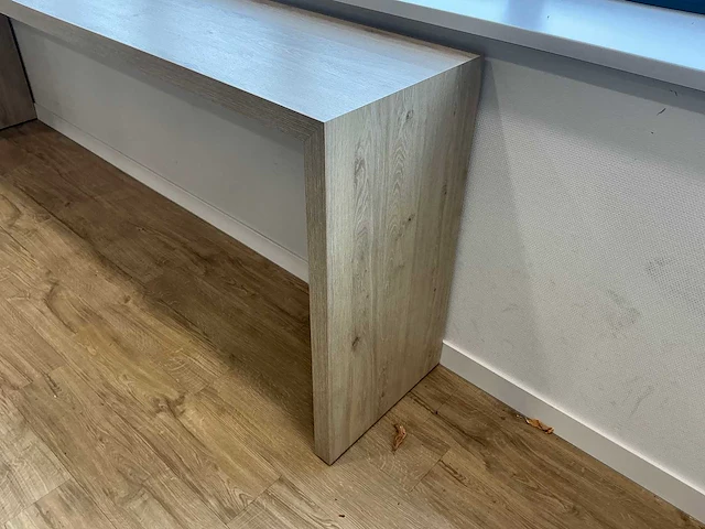 Bartafel - afbeelding 2 van  3