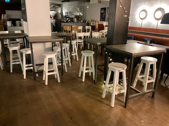 Bartafels en -krukken - afbeelding 8 van  14