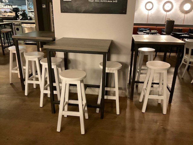 Bartafels en -krukken - afbeelding 12 van  14