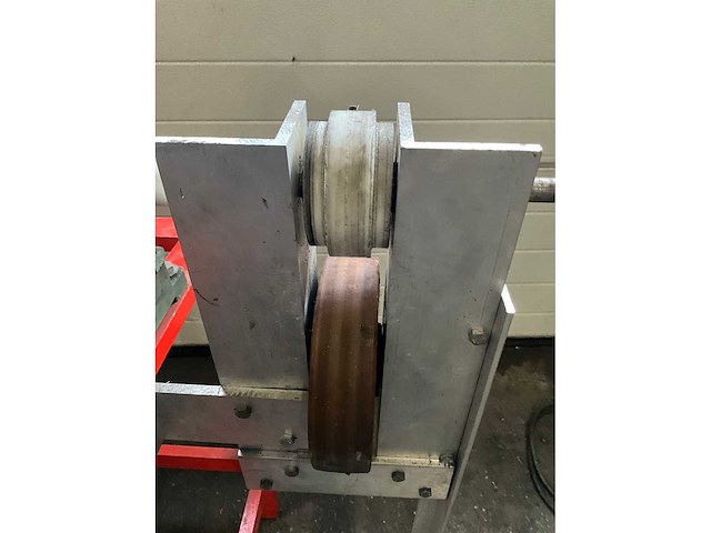 Barton profielaanvoermachine - afbeelding 3 van  5