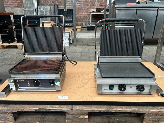 Bartscher, roller grill - professionele contactgrill (2x) - afbeelding 1 van  11