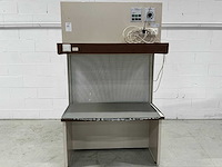 Basan croosflow kast i2c7 laboratoriummeubilair - afbeelding 1 van  5