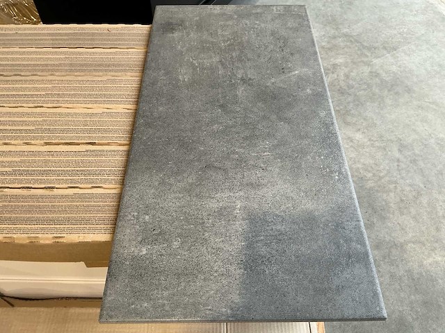 Base black rio 300x600 vloertegel 63m² - afbeelding 3 van  9