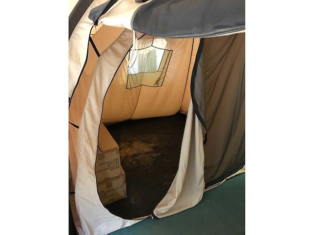 Basecamp nova vida vi deluxe kampeertent showroom - afbeelding 4 van  6