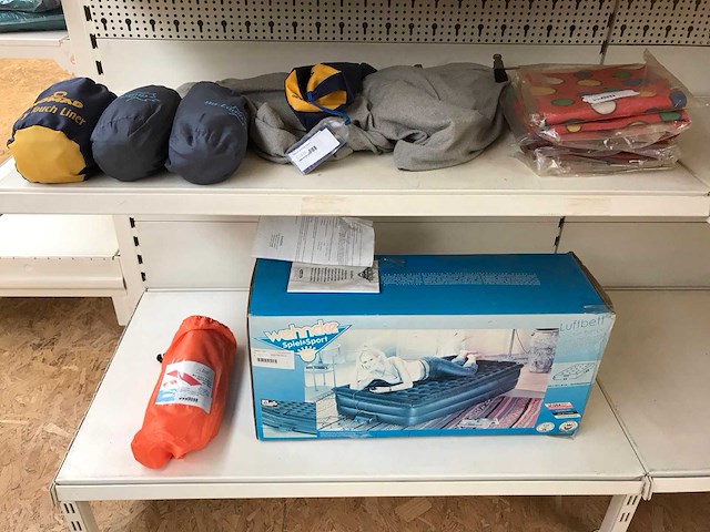 Basecamp partij luchtbedden en divers - afbeelding 5 van  5