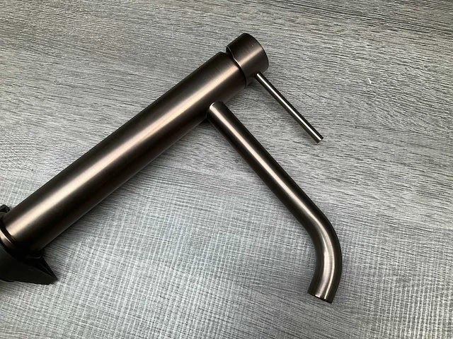 Baseline keukenmengkraan brushed aged bronze - afbeelding 1 van  7