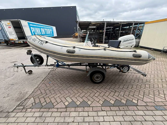 Basemarine rib boot met trailer - afbeelding 25 van  35