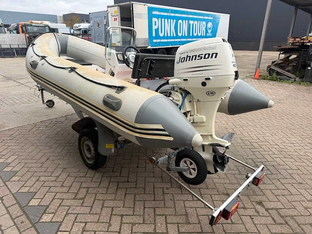 Basemarine rib boot met trailer - afbeelding 21 van  35