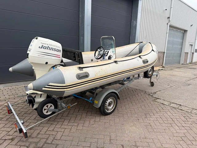 Basemarine rib boot met trailer - afbeelding 24 van  35