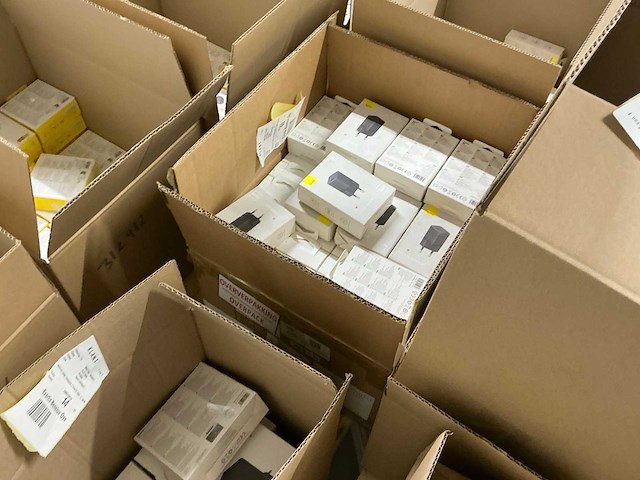 Baseus audio, beveiliging en telefoon accessoires - afbeelding 57 van  60