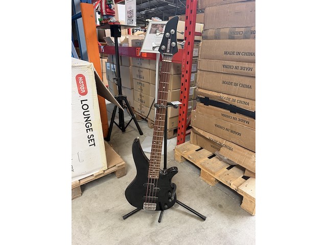 Basgitaar met statief yamaha, rbx270-j4 - afbeelding 1 van  3