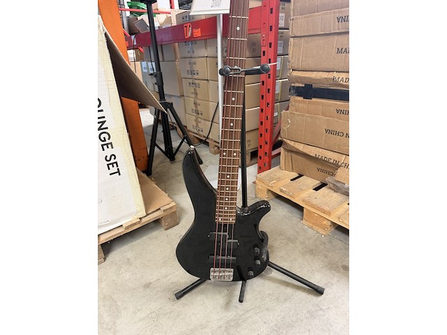 Basgitaar met statief yamaha, rbx270-j4 - afbeelding 2 van  3