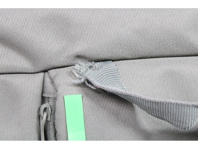 Basil b-safe commuter fiets laptoptas nordlicht 17 liter olijfgroen - afbeelding 4 van  4