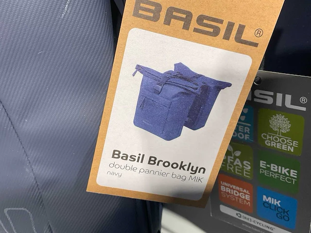 Basil brooklyn fietstas 41ltr - afbeelding 2 van  4