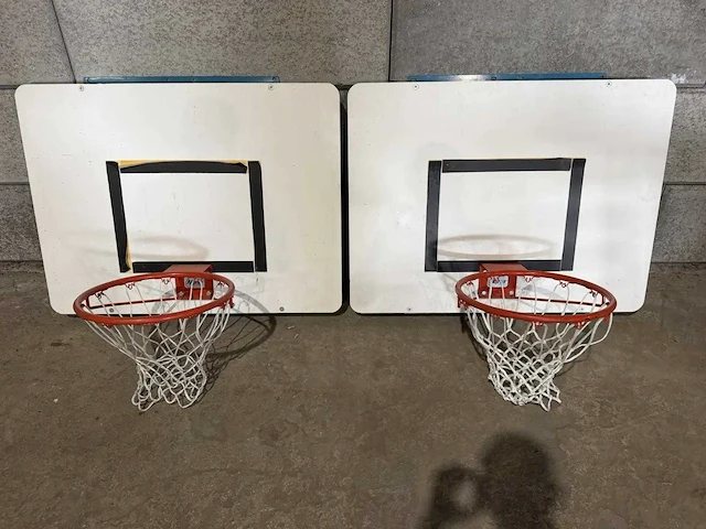 Basketbalinstallatie (2x) - afbeelding 7 van  7