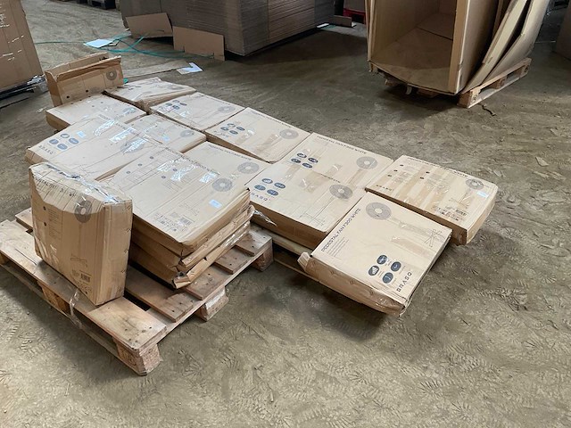 Basq f300 ventilator (18x) - afbeelding 1 van  6