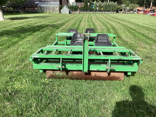 Basrijs plantmachine - afbeelding 2 van  17