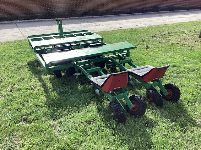 Basrijs plantmachine - afbeelding 12 van  17