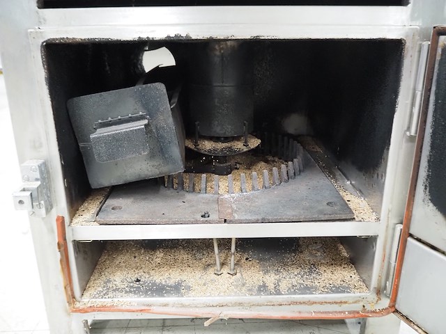 Bastra - afbeelding 5 van  7