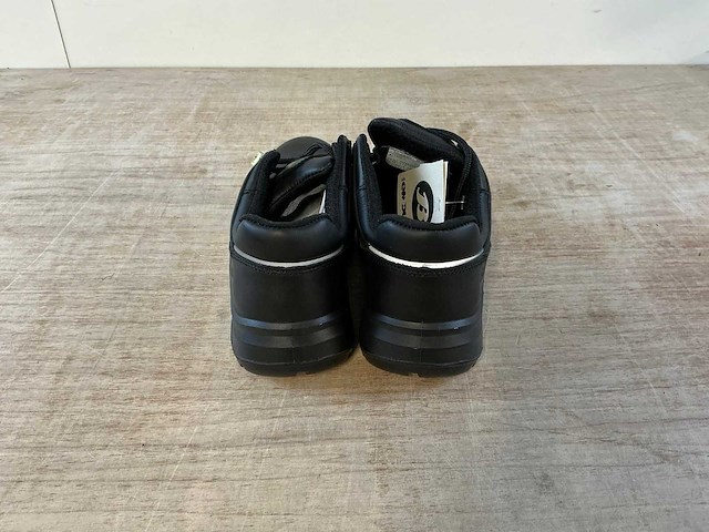 Bata enduro act213 veiligheidsschoenen - maat 38,37 (3x) - afbeelding 10 van  23