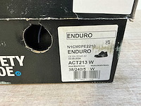Bata enduro act213 veiligheidsschoenen - maat 38,37 (3x) - afbeelding 18 van  23