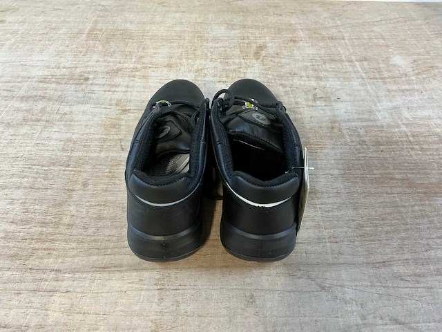 Bata enduro act213 veiligheidsschoenen - maat 38,37 (3x) - afbeelding 19 van  23